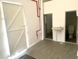 Sam Leong Road (D8), Shop House #611822251